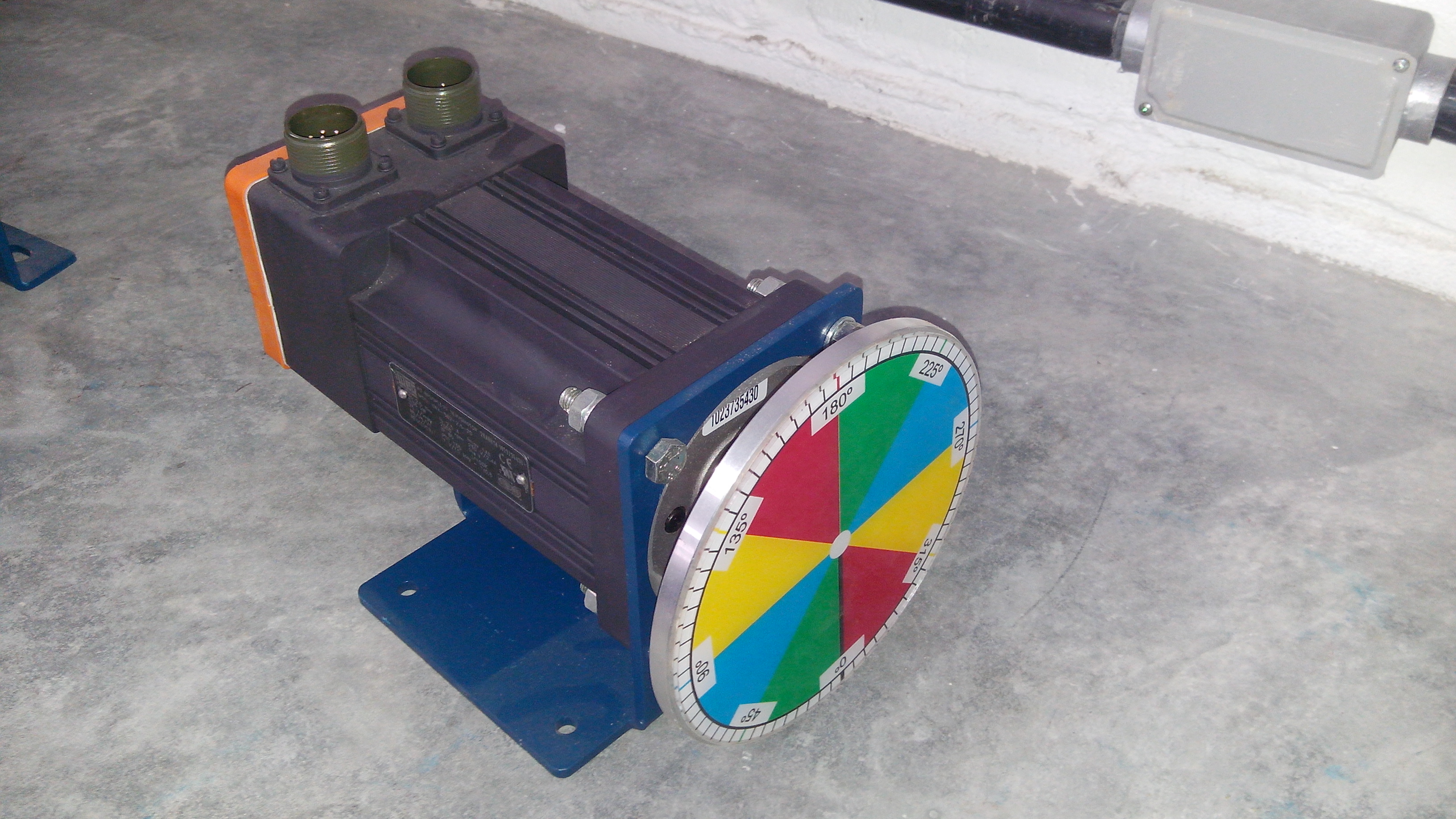 Servomotor
