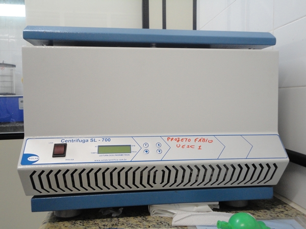 Centrifuga SL 700