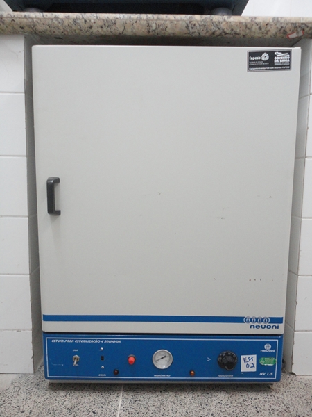 Estufa De Esterilização E Secagem